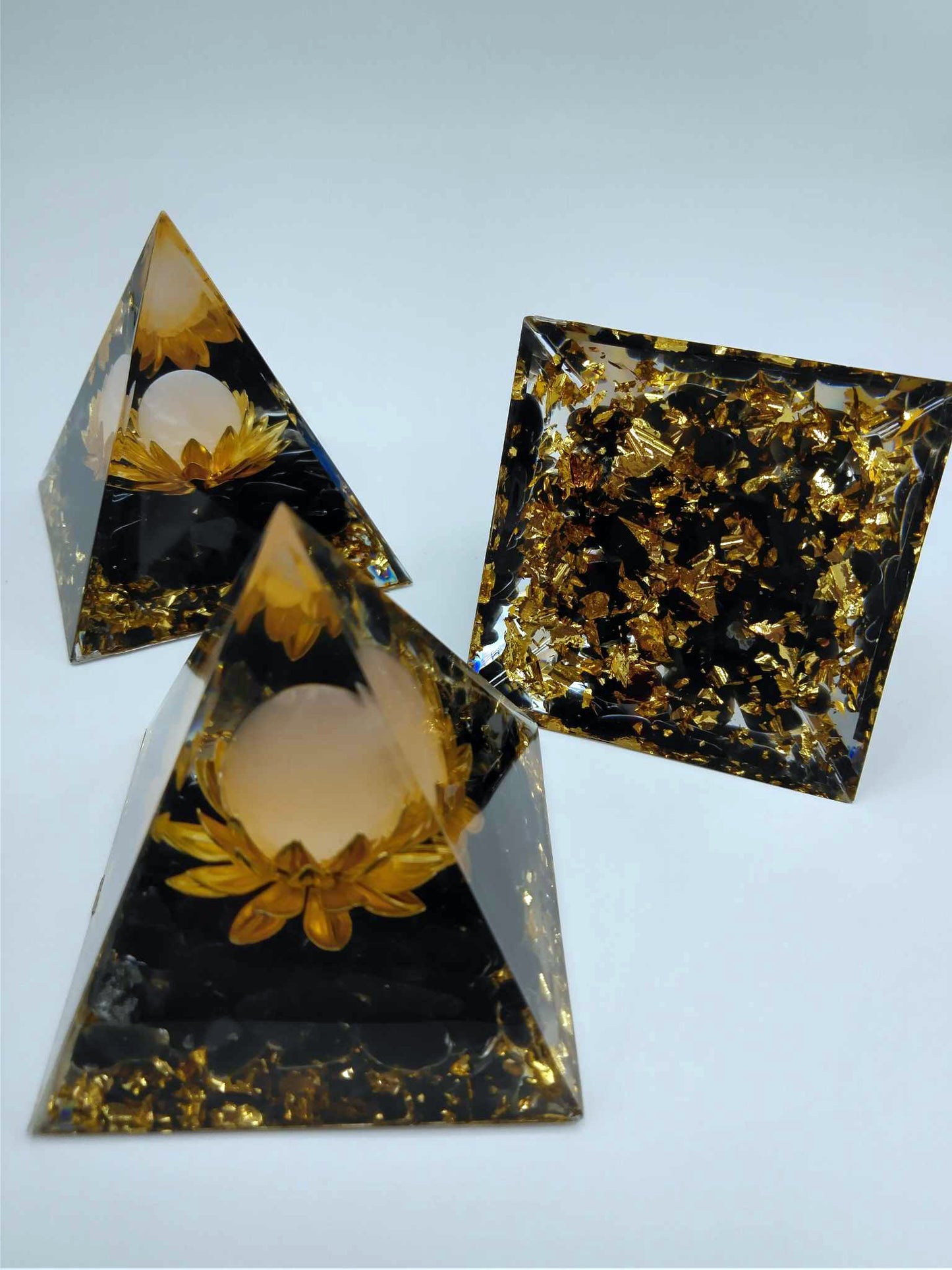 Pyramide Orgonite - Obsidienne