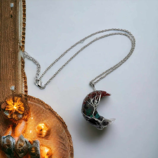 Pendentif Lune & Arbre de vie aux pierres naturelles des 7 Chakras
