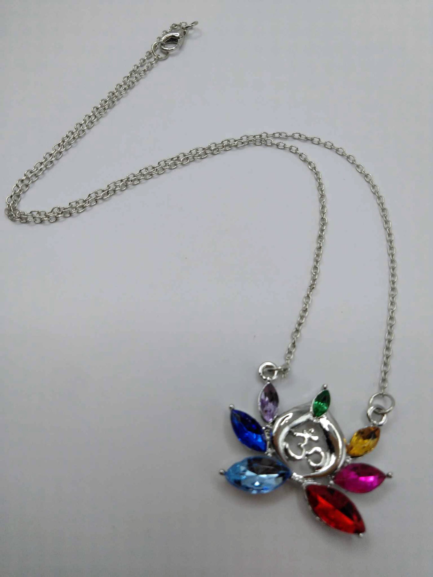 Pendentif ELEGANCE aux couleurs des 7 Chakras - 3ème Oeil