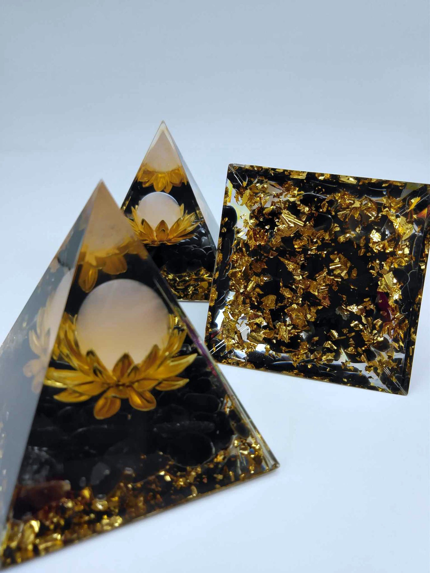 Pyramide Orgonite - Obsidienne