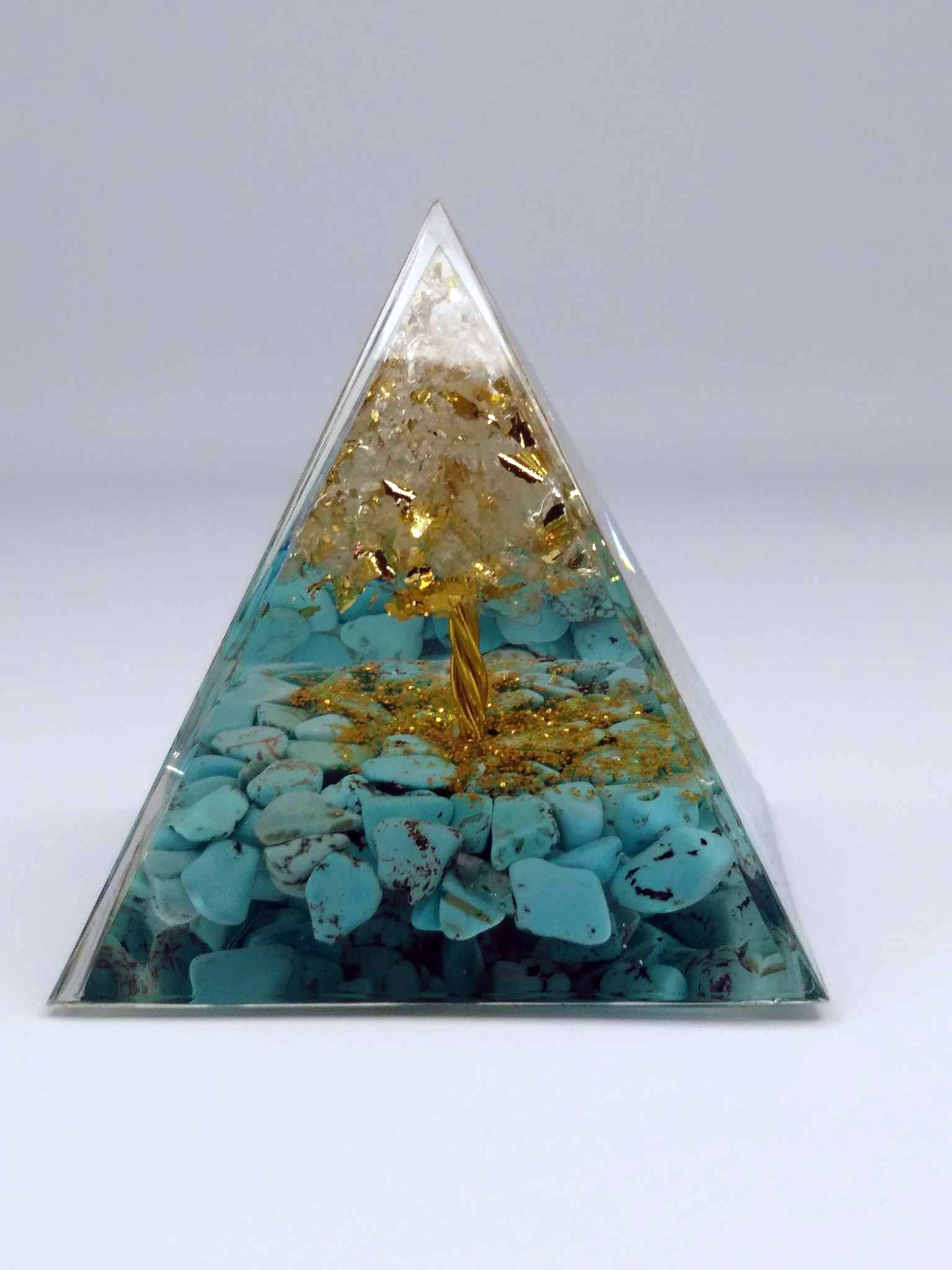 Pyramide Orgonite - Turquoise