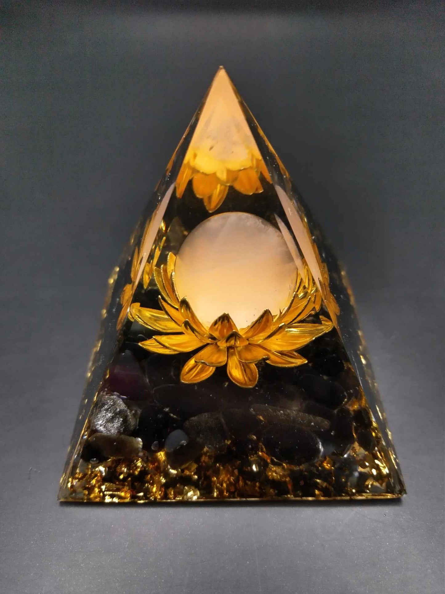 Pyramide Orgonite - Obsidienne